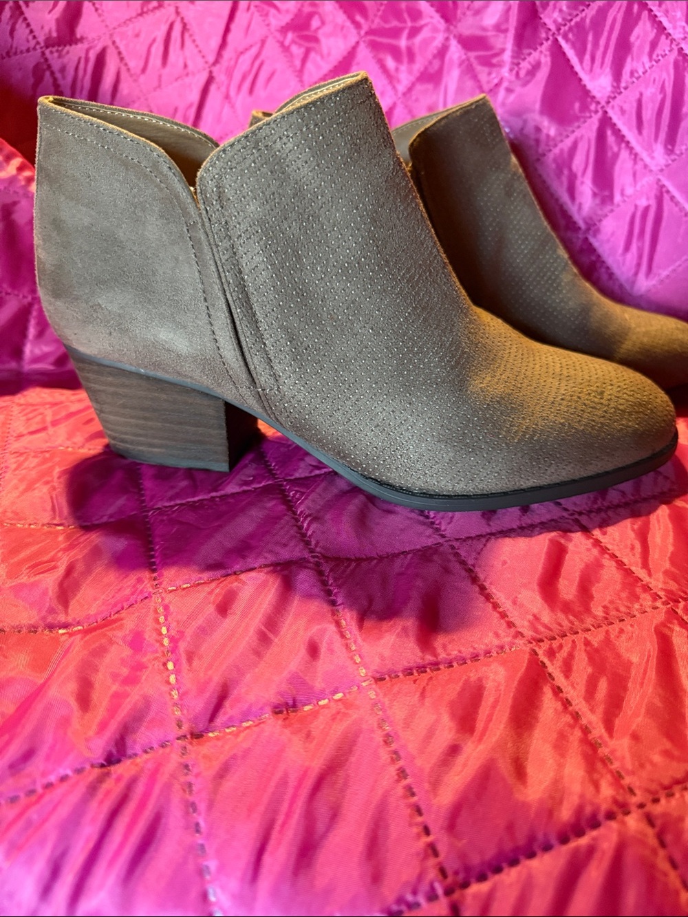 NWOT LifeStride Blake Faux Suede Ankle Booties 10 wide